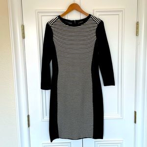 J. McLaughlin black and white sweater dress size M